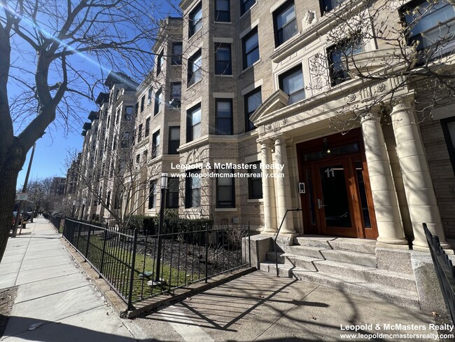 35 Peterborough St, Unit 12
