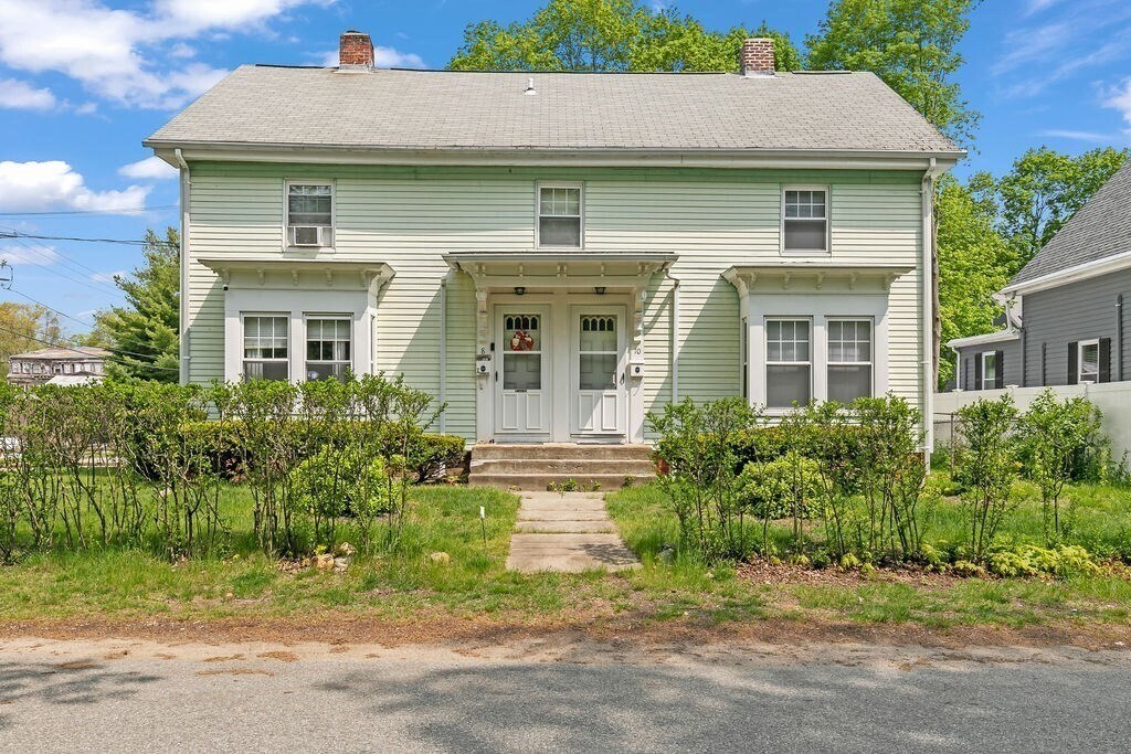 10 Cottage St in North Attleboro, MA - Building Photo