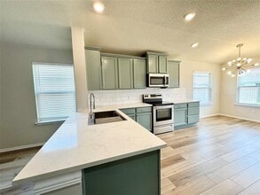 173 Beth Ann Loop in Taylor, TX - Foto de edificio - Building Photo