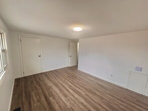 766 Indian Rd N in Sarnia, ON - Building Photo - Building Photo