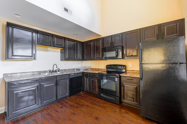 403 Treyson Ln, Unit 403 in Morgantown, WV - Foto de edificio - Building Photo