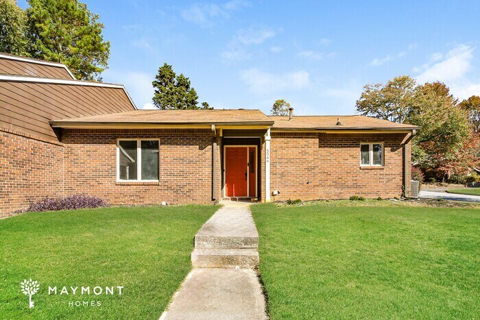 5566 Circlestone Ln in Stone Mountain, GA - Building Photo