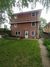 1230 Hewitt Ave, Unit 2 in St. Paul, MN - Building Photo - Building Photo