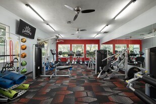 The Landings in Gainesville, FL - Building Photo