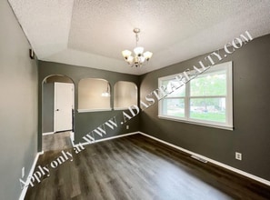 12712 S Sycamore St in Olathe, KS - Building Photo - Building Photo