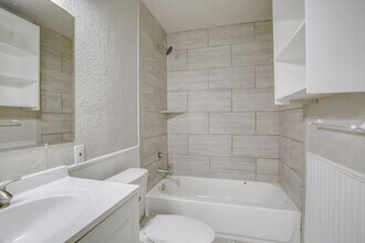 2601 27th St in Lubbock, TX - Foto de edificio - Building Photo