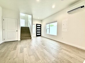 2404 W College Ave in Spokane, WA - Building Photo - Building Photo