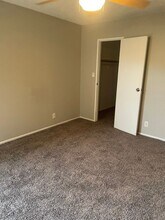 2320 Pinon Springs Cir in Bakersfield, CA - Building Photo - Building Photo