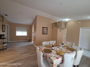 1080 Jupiter Blvd NW in Palm Bay, FL - Building Photo - Building Photo