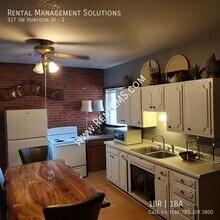 927 SW Huntoon St in Topeka, KS - Building Photo - Building Photo