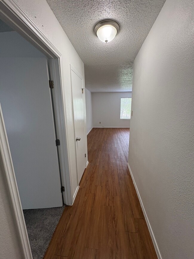 604 Great Britain Blvd in Austin, TX - Building Photo - Building Photo