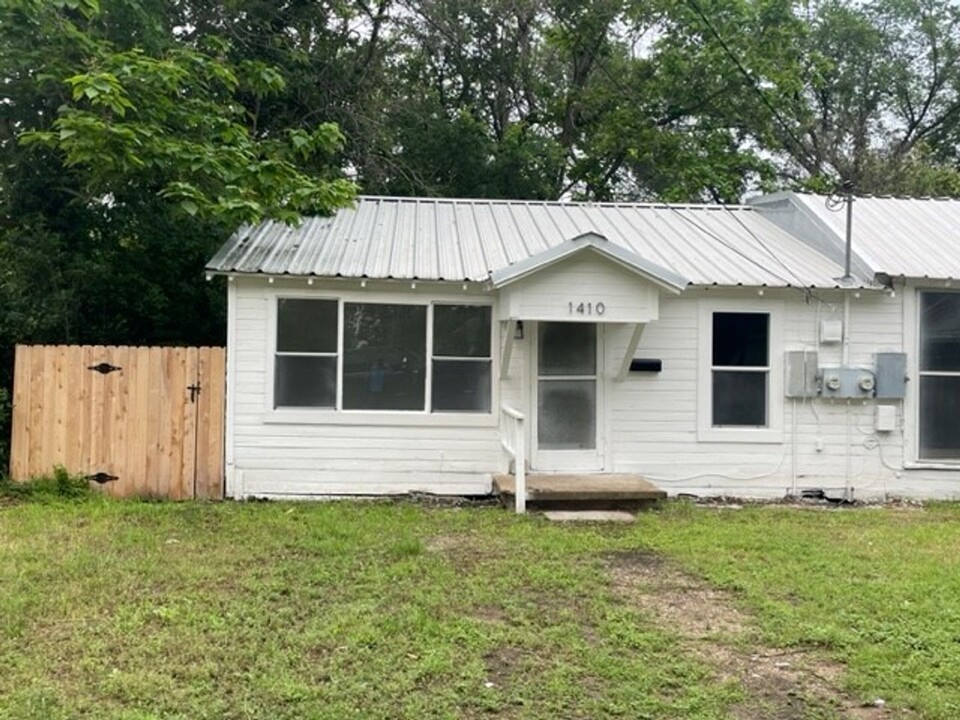 1410 Cannon St in Waco, TX - Building Photo