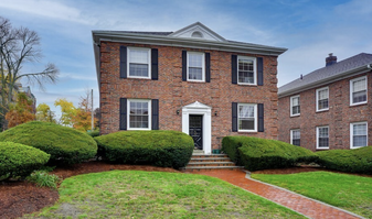 348 Harvard St, Unit 2 in Cambridge, MA - Building Photo