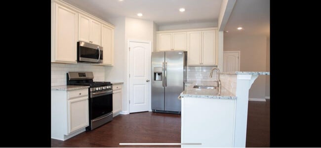 1210 Foxcroft Ln in Cumming, GA - Building Photo - Building Photo