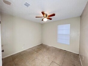 1087 Old S Dr in Lakeland, FL - Building Photo - Building Photo