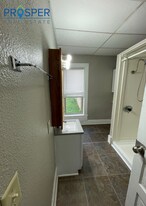 912 Oxford Ave in Eau Claire, WI - Building Photo