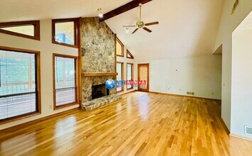 3946 Carriage Gate Dr in Duluth, GA - Building Photo - Building Photo