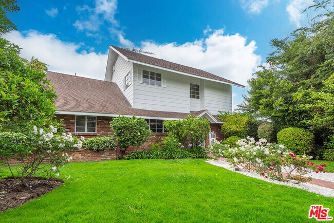 property at 12455 Sarah St