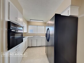 4738 Trail Lake Dr in Houston, TX - Building Photo - Building Photo
