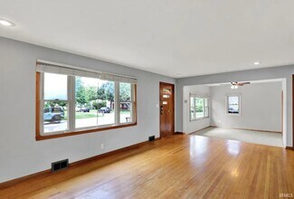 905 S Henderson St in Bloomington, IN - Building Photo - Building Photo