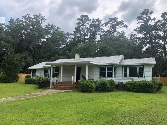 property at 3022 Livingston Rd