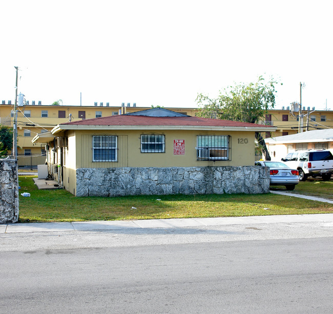 120-130 SW 6th St in Homestead, FL - Building Photo - Building Photo