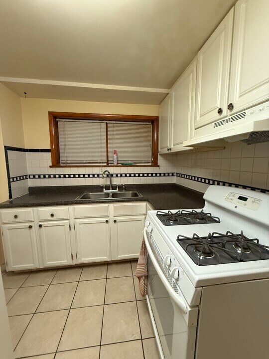 2708 N Mulligan Ave in Chicago, IL - Building Photo