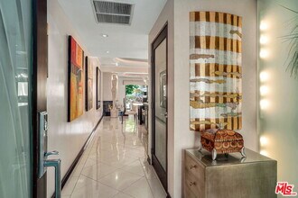 801 Ocean Ave in Santa Monica, CA - Building Photo - Building Photo