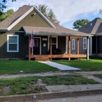 512 Moro St in Manhattan, KS - Building Photo