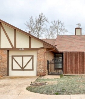 1621 Queens Towne photo'