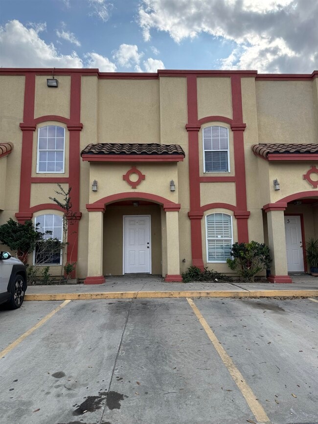 property at 1020 Dicky Ln