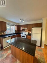 710 Spring Gardens Rd in Burlington, ON - Building Photo - Building Photo