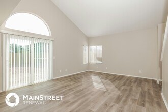 4461 W Tonto Rd in Glendale, AZ - Foto de edificio - Building Photo