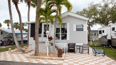 Sun Retreats Fort Myers Beach in Ft. Myers, FL - Building Photo - Building Photo