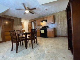 51 Vinton St in Springfield, MA - Building Photo