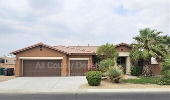 37853 Avon St in Indio, CA - Building Photo