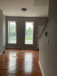 2021 E Oliver St photo'