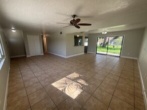 3949 Lothair Ave in North Port, FL - Building Photo - Building Photo