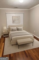 449 Kara Ln in Mcdonough, GA - Building Photo