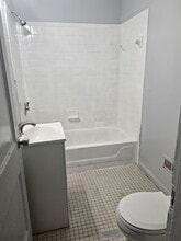 597 Trenton Ave in Cincinnati, OH - Building Photo - Building Photo