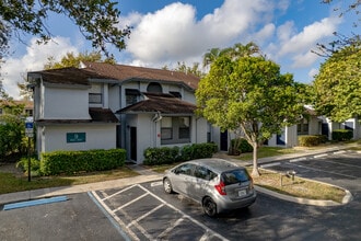Rosemont Siena Cove in Plantation, FL - Building Photo - Building Photo