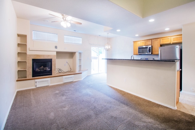 1038 Cheyenne Blvd in Colorado Springs, CO - Building Photo - Building Photo