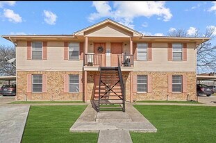 3428 Lantern Ln in Baytown, TX - Building Photo