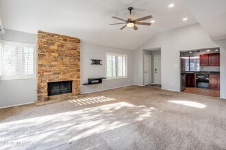 5122 E Shea Blvd in Scottsdale, AZ - Building Photo - Building Photo