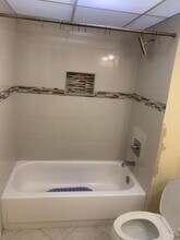 7831 S Colony Cir in Tamarac, FL - Building Photo - Building Photo