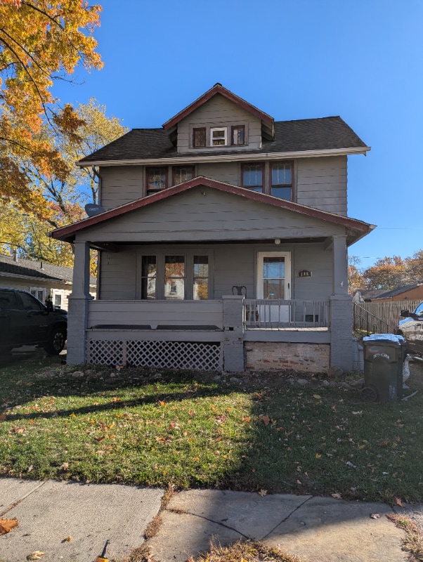 property at 146 Fairlawn Ave