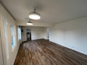 137 S Parker St in Orange, CA - Building Photo - Building Photo