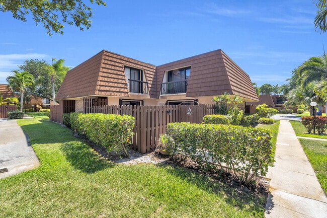 property at 825 Center St