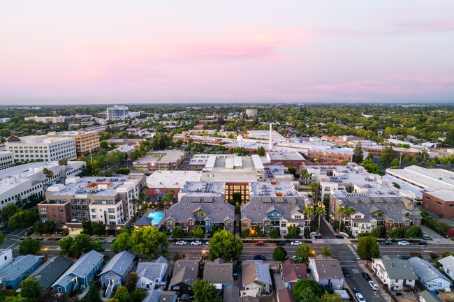 LINQ Midtown in Sacramento, CA - Building Photo - Building Photo