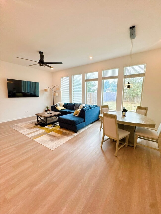 property at 4015 Champlain Wy